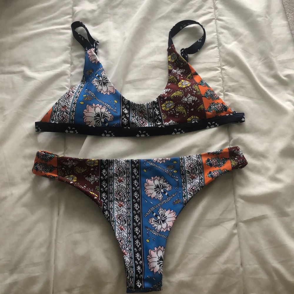 patterned bikini